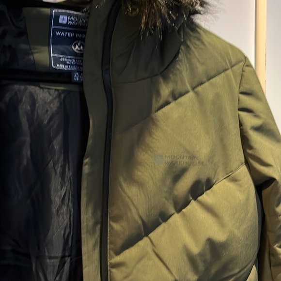 NWT Mountain Warehouse puffer jacket - Picture 5 of 6